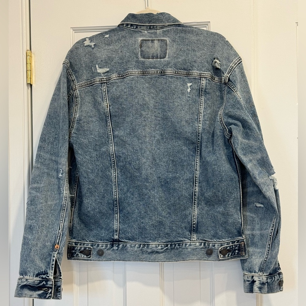 American Eagle denim jacket NWOT - Picture 2 of 4